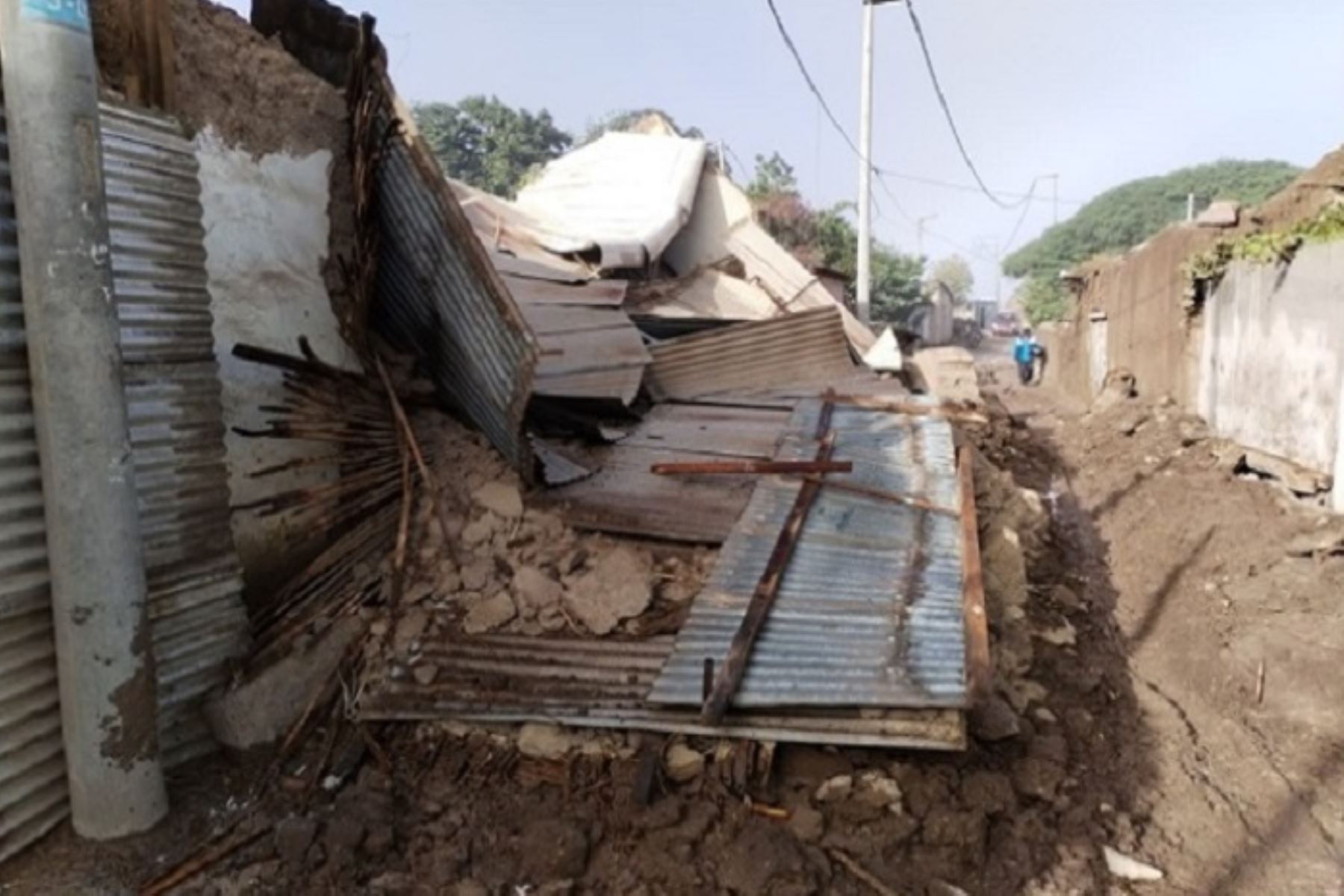 Moquegua: huaico deja 30 viviendas inhabitables y 38 daadas en Torata