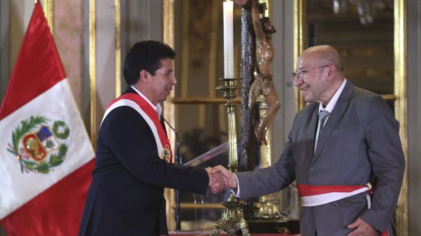 A pesar de crisis política, Kurt Burneo confía en su capacidad para reactivar la economía