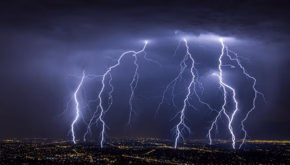 Piura soportó varias horas de terror por fuerte tormenta eléctrica
