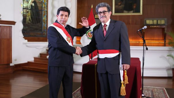Andrés Alencastre juró como nuevo ministro de Desarrollo Agrario y Riego