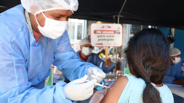 Ministerio de Salud autorizó la aplicación de la tercera dosis en niños y niñas de 5 a 11 años