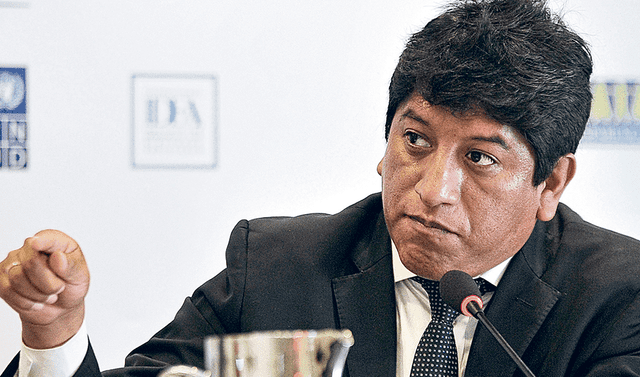 Defensor del Pueblo cobró más de 140.000 soles como asesor de Perú Libre en el Congreso