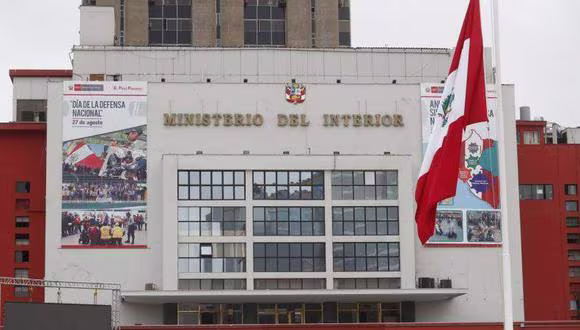 Varias renuncias en medio de crisis dentro del Ministerio del interior: ¿Quiénes dimitieron?