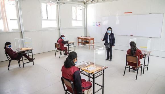 En Junín unas 258 instituciones educativas ya realizan clases de manera semipresencial