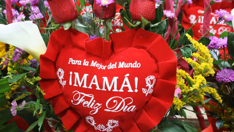 Día de la Madre: ¿Qué tipo de regalos son los más esperados este 2024 en Perú?