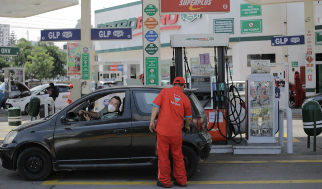 Pedro Castillo definirá esta semana posibilidad de que Petroperú opere grifos propios
