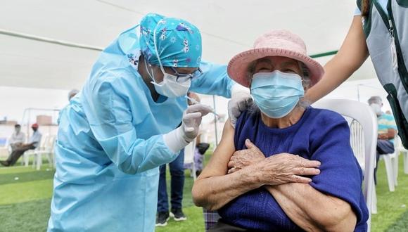 En Junín la meta ahora es que mayores de 60 años tengan tres dosis
