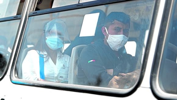 Mascarilla sigue siendo obligatoria en transporte público bajo pena de multa del 10% de UIT