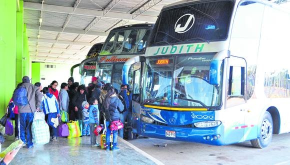 4 500 viajes a las regiones del centro durante el feriado largo
