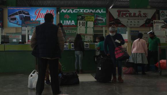 Caos en terminal de Huancayo: Población aún no conoce normativa para viajes