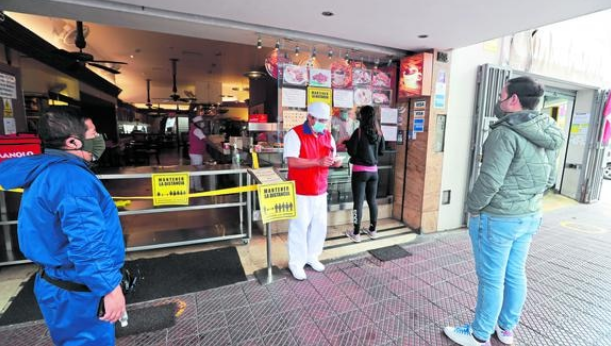 Comercios de la región Junín ahora podrán cerrar a las 8:00 de la noche