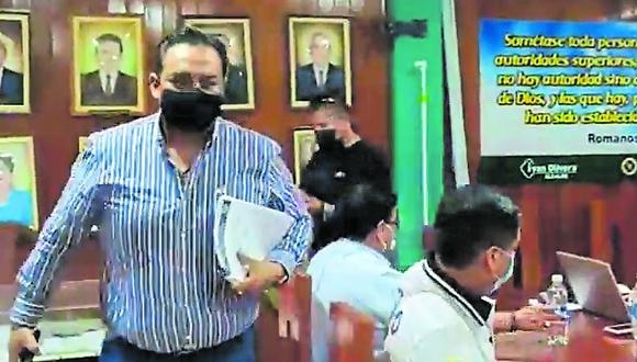 Concejo municipal de Satipo suspende a alcalde por agresin a su pareja