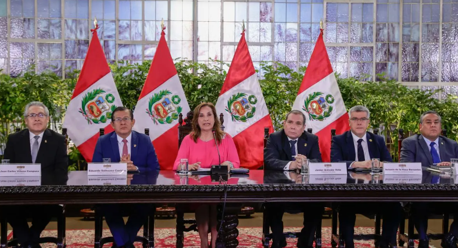 Consejo de Estado acuerda que policías y miembros del Ejército sean procesados en el fuero militar cuando usen sus armas de reglamento