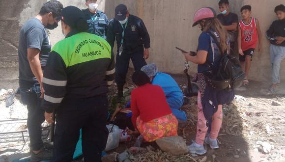 Niño de 4 años cae de puente cuando jugaba con amigos y sobrevive de milagro, en Huánuco