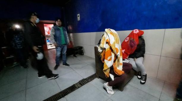  Night club funcionaba en ambientes camuflados y usaban cámaras para vigilar la llegada de funcionar