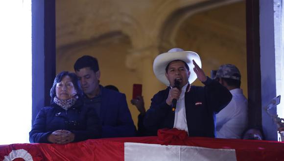 Pedro Castillo fue proclamado. ¿Cuáles deben ser sus primeros pasos como presidente electo?