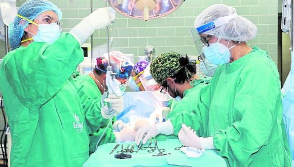 Junn: Nacen bebs siamesas y una muere luego de operacin para separarlas